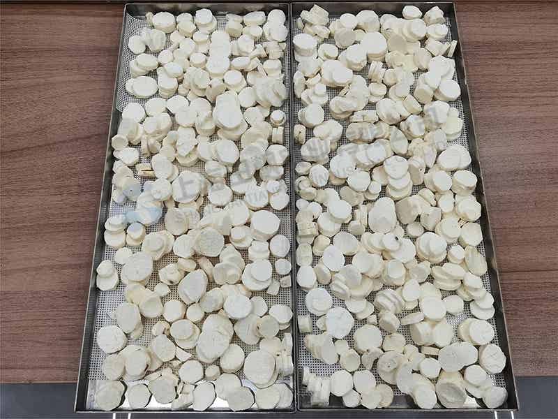 山藥凍干機(jī)：食品真空冷凍干燥機(jī)應(yīng)用及特點(diǎn)